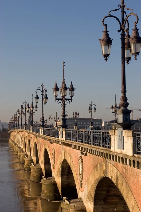Quel est le vin de Bordeaux le plus cher ?